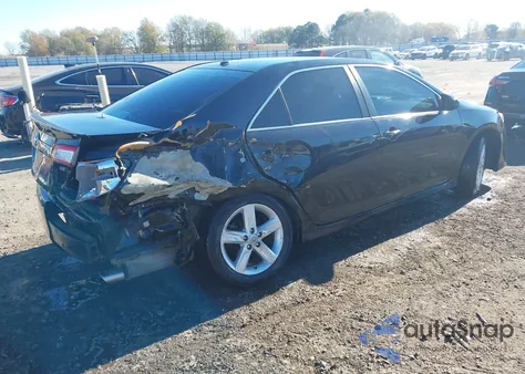 2013 Toyota Camry Se z USA, uszkodzony, nr VIN 4T1BF1FK0DU723945